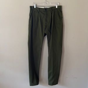 NEW Men’s Olive Green Forever 21 Pants